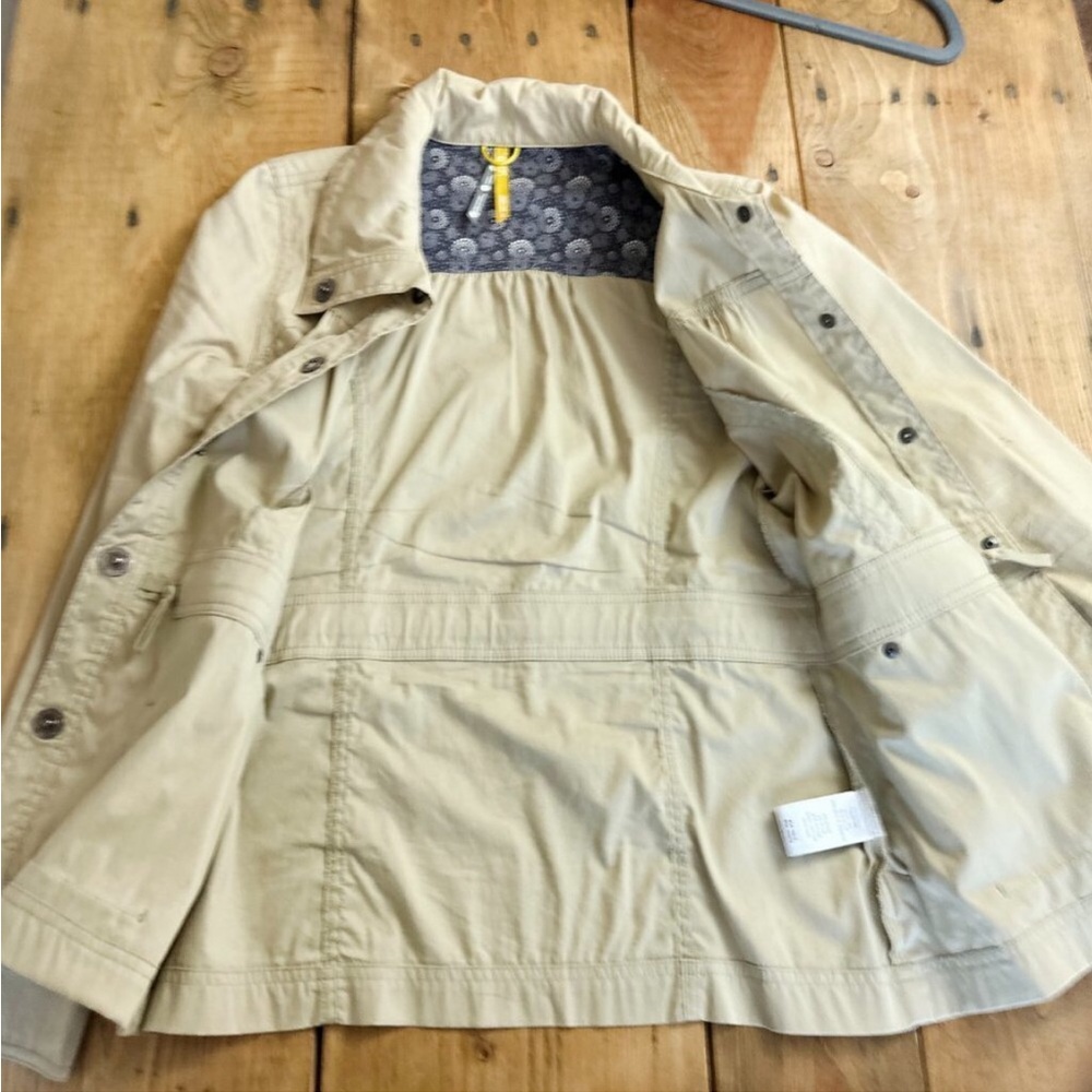 Women’s Khaki Tan Utility Jacket with Snap Front - Picture 2 of 9